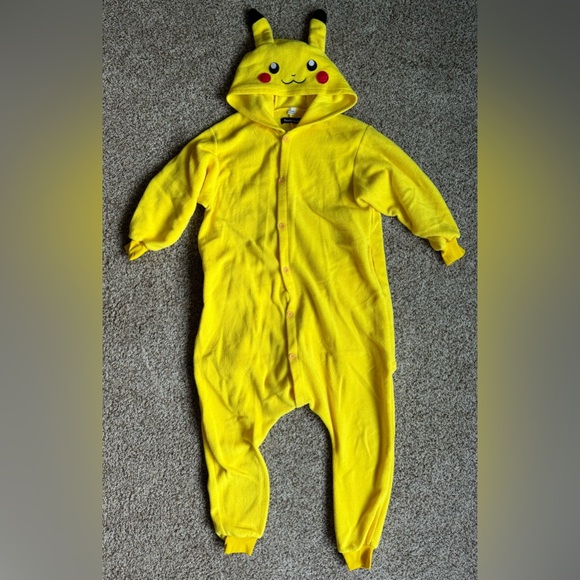 Pikachu Pokémon Adult Onesie - Picture 2 of 10